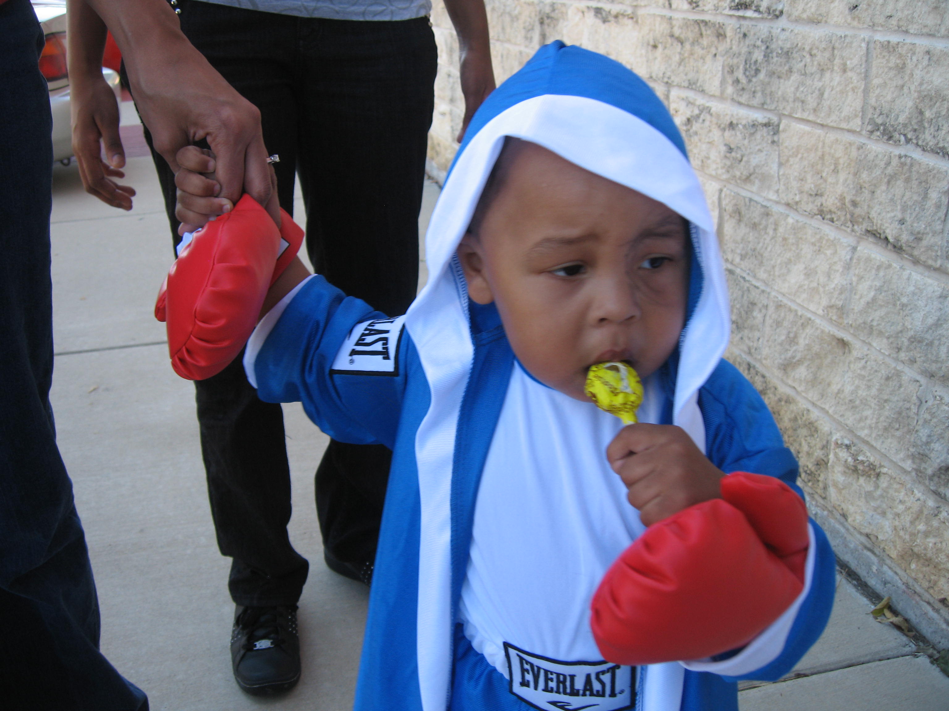 scare on the square 055